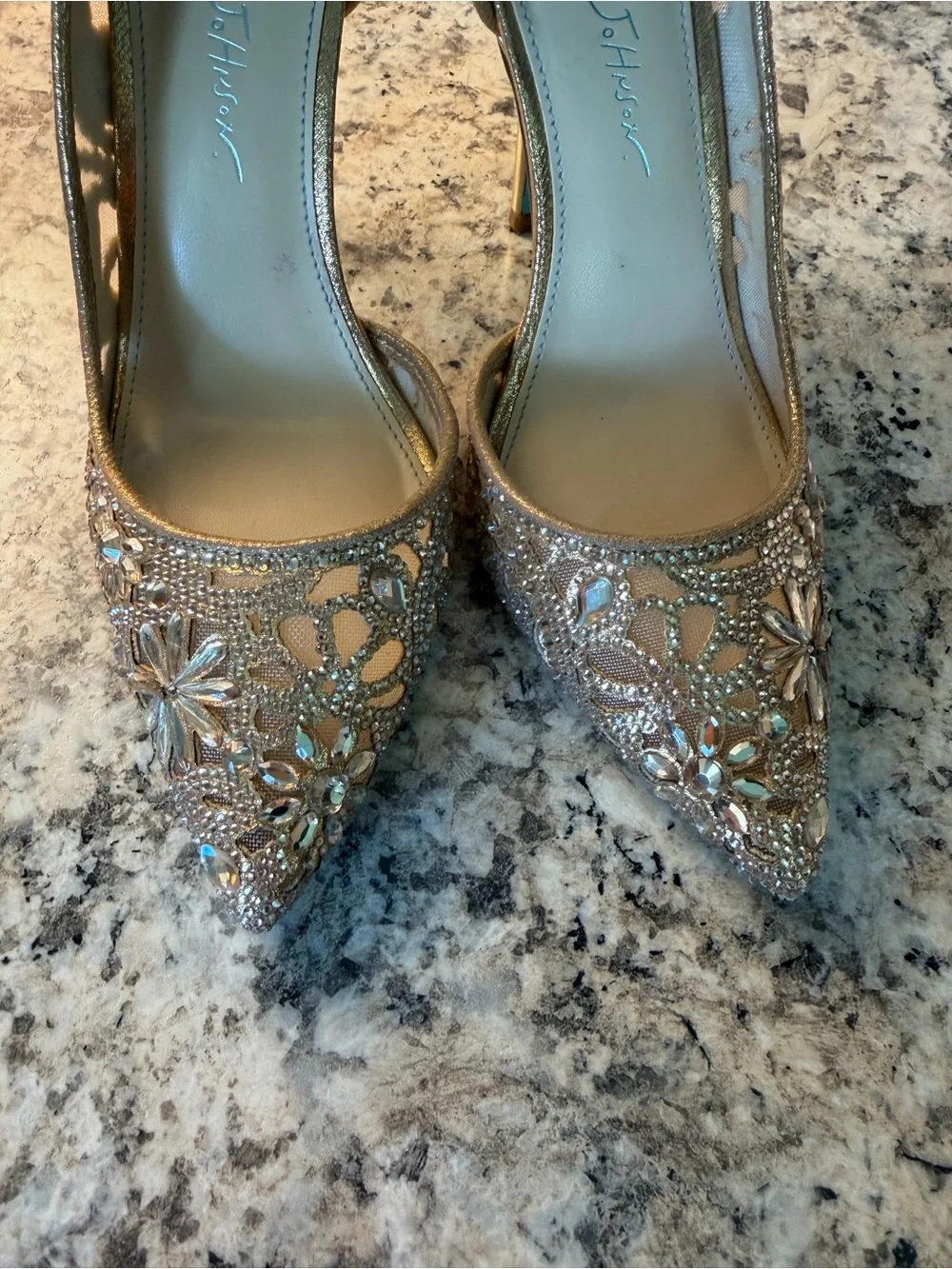 Betsey Johnson Gold Beaded Floral Pointed-Toe Pumps Wedding Gems 💎 Blue Bottom